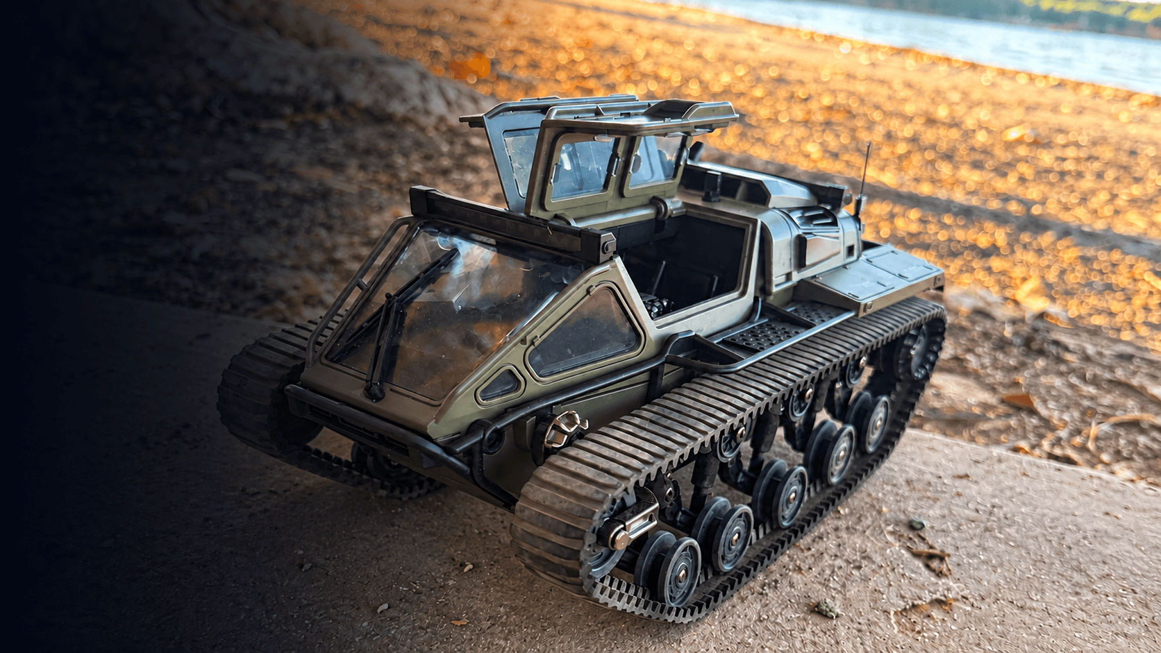 rescue-mobile-vehicle-hero-fade